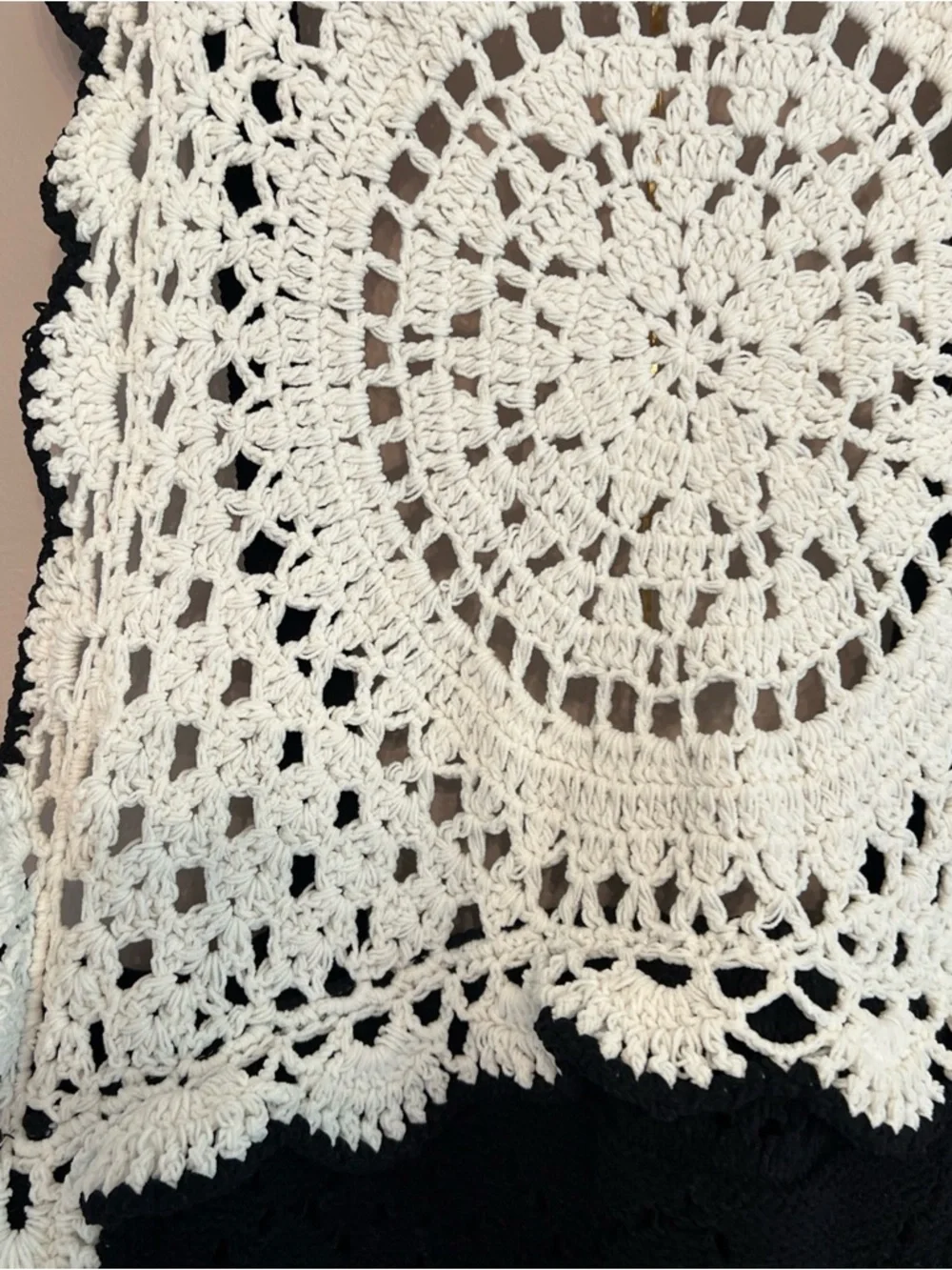 Zara Black And White Crochet MIDI Dress Women’s Medium Bodycon Bohemian - Picture 4 of 13